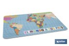 Felpudo entrada "El mundo a tus pies" | Adecuado para interior y exterior | Material resistente | Base antideslizante | Diseño con mapamundi | Medidas: 40 x 60 cm - Cofan