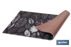 Felpudo de entrada con diseño de hojas en tonos oscuros | Material resistente | Base antideslizante | Adecuado para interior y exterior | Medidas: 50 x 70 cm - Cofan