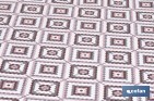 Rollo de alfombra vinílica para interior | Diseño de cuadros crochet | Impermeable y de fácil limpieza - Cofan