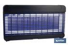 Lámpara LED antiinsectos con enchufe| Potencia: 13 W | Descarga Eléctrica: 4000 V | Área: 200 m² | Protégete contra los insectos - Cofan