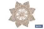 BAJOPLATOS EN FORMA DE ESTRELLA | PACKS DE 6 UNIDADES DE SALVAMANTELES INDIVIDUALES | MATERIAL: FIBRA NATURAL | DIÁMETRO: 30 CM | DECORACIÓN ÚNICA Y PROTECCIÓN PARA LA MESA
