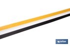Burlete adhesivo de aluminio con labio de goma | Longitud de 105 cm | Disponible en diferentes acabados - Cofan