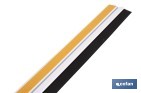 Burlete adhesivo de aluminio con labio de goma | Longitud de 105 cm | Disponible en diferentes acabados - Cofan