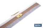 Burlete basculante de madera sostenible | Fijación mediante bisagra | Longitud de 91,5 cm | Disponible en diferentes acabados - Cofan