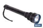 Linterna LED de alta potencia | Recargable con 6 modos de luz | Disponible en dos potencias: 18.000 lm y 10.000 lm - Cofan