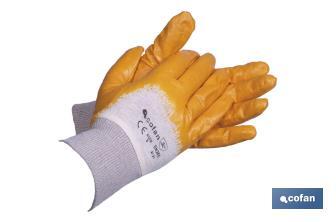 Yellow nitrile gloves | Waterproof and non-absorbent coating | Long-lasting and tough gloves - Cofan