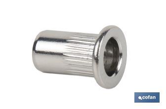 Tuercas remachables ranuradas de cabeza ancha A-2 | Amplia variedad de métricas - Cofan