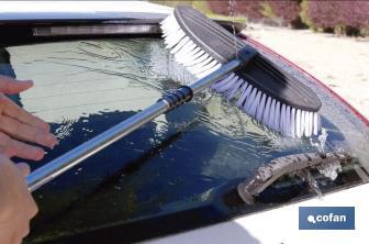 Cepillo para lavar coches profesional | Con canal de agua | Fabricado en PVC - Cofan