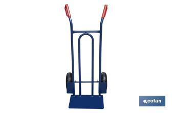 Chariot d’entrepôt avec pelle fixe et roues pneumatiques | Avec roues pneumatiques | Dimensions : 1100 x 520 x 480 mm - Cofan