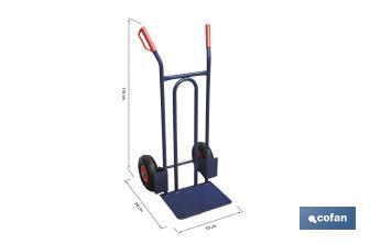 Chariot d’entrepôt avec pelle fixe et roues pneumatiques | Avec roues pneumatiques | Dimensions : 1100 x 520 x 480 mm - Cofan