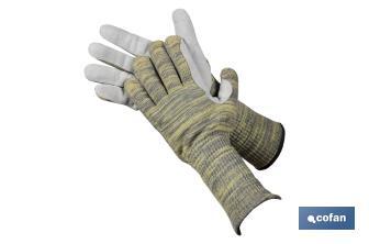 35cm Cut-resistant gloves with reinforcement | Kevlar and Twaron thread | Great cut resistance | Comfortable and durable gloves - Cofan