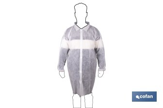 Disposable white gown | Material polypropylene | Colour: white | Hook and loop fastener and elastic cuffs | One size fits all - Cofan