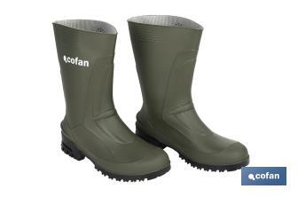 Bota de Agua | Meio Cano | Fabricada PVC | Cor Verde | Sola AntiDerrapante - Cofan