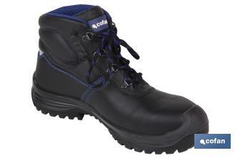 Bota de Piel | Color Negro | Seguridad S3 | Modelo Iskur | Puntera de Carbono Light - Cofan