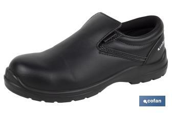 Cofan Mocassín de Segurança S2 SRC | Tamanho desde o 35 ao 47 em Cor Preto | Sapato de Trabalho Modelo Black Fox - Cofan