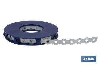 Rouleau de ruban perforé en acier galvanisé | Dimensions : 17 mm x 0,8 mm x 10 m - Cofan