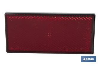 Catadióptrico rectangular con adhesivo para poner en vehículos | Medidas: 106 x 50 mm | Disponible en 3 colores - Cofan