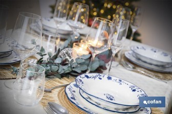 Vajilla de porcelana con flores azules | Set de 18 piezas | Adecuado para 6 personas | Apta para lavavajillas, microondas y horno - Cofan