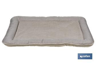 Cama Acolchada para Mascotas | Color Beige | Medidas: 86 x 57 x 7 cm - Cofan