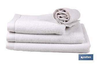 Toalla de ducha en Color Blanco | Modelo Paloma | 100% algodón | Gramaje 580 g/m² | Medidas 70 x 140 cm - Cofan