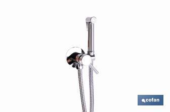Ducha higiénica para inodoro | Grifo de bidé empotrado | Agua fría y caliente | Manguera incluida | Disponible en acabado negro y cromado - Cofan
