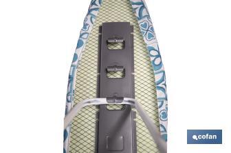 Tabla de planchar | 3 posiciones regulables | Compacta y ajustable | Patas antideslizantes | Medidas: 110 x 32 cm - Cofan