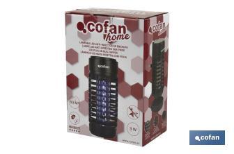 Lámpara LED antiinsectos con enchufe| Potencia: 3 W | Descarga Eléctrica: 1200 V | Área: 50 m² | Protégete contra los insectos - Cofan