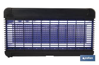 Lámpara LED antiinsectos con enchufe| Potencia: 13W | Descarga Eléctrica: 4000V | Área: 200 m² | Protégete contra los insectos - Cofan