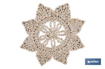 Bajoplatos en forma de estrella | Packs de 6 unidades de salvamanteles individuales | Material: fibra natural | Diámetro: 30 cm | Decoración única y protección para la mesa - Cofan