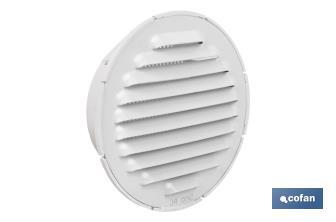 Flush mounting ventilation grille for pipe connection | White aluminium | Available in 2 sizes - Cofan